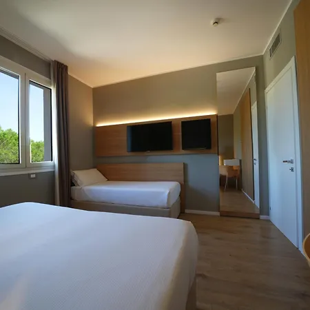Th Resort 4*