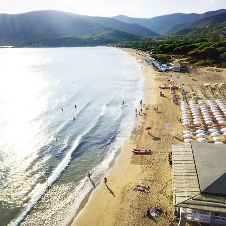 Th 4* Lacona